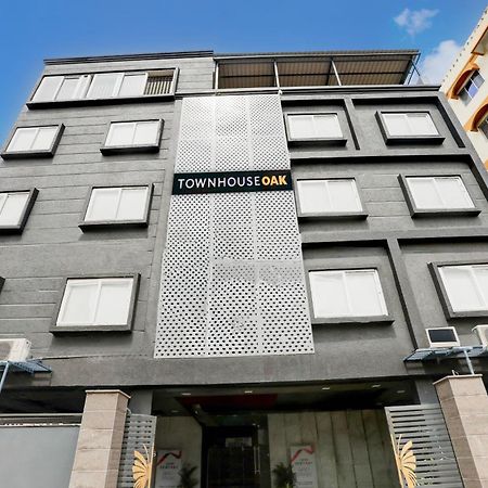 Super Townhouse Oak Sayhallo Ecstasy Bhubaneswar Exteriör bild
