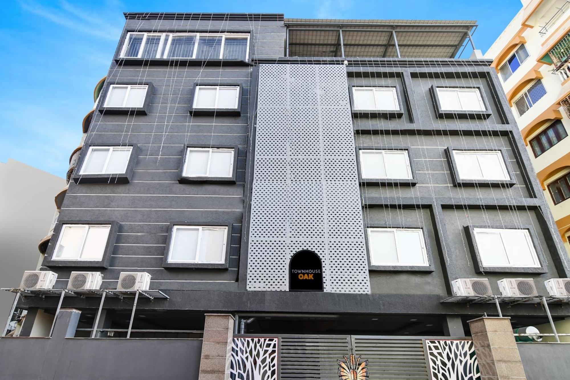 Super Townhouse Oak Sayhallo Ecstasy Bhubaneswar Exteriör bild
